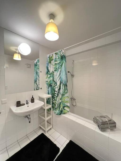 3-Room Vienna Centrale Suite Екстер'єр фото